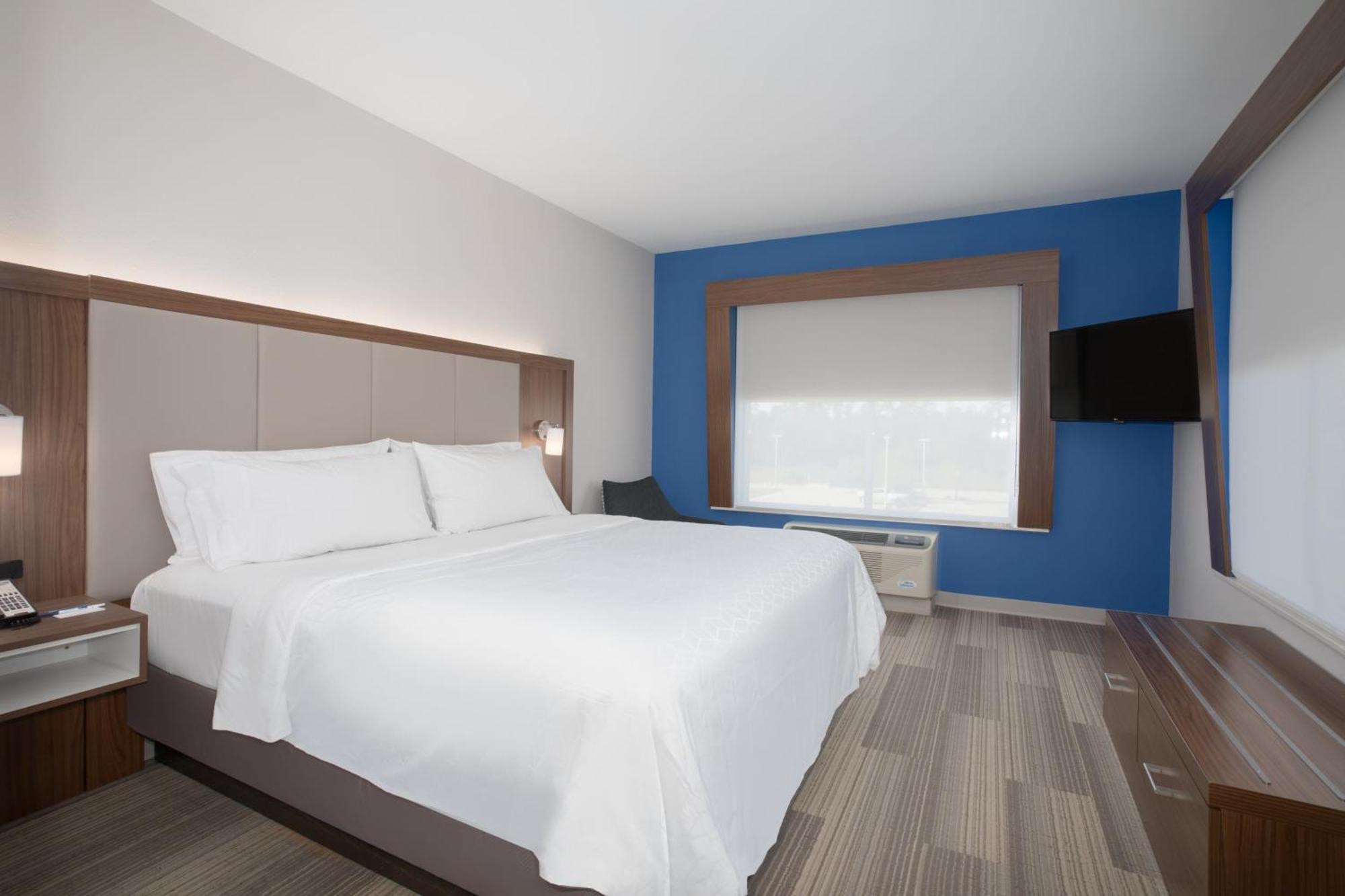 Deluxe Suite - Disability Access